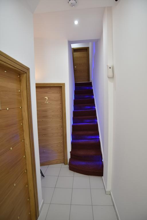 Kempsford House Apartments London Exterior photo